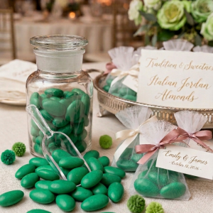 Drajee Green Almond ملبس اخضر
